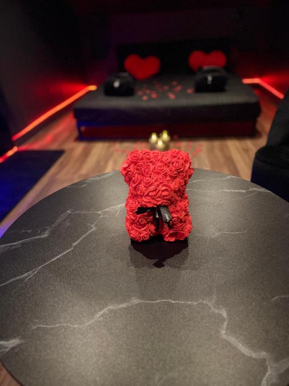 Le Secret des Ducs Love Room Jacuzzi Dijon - 3