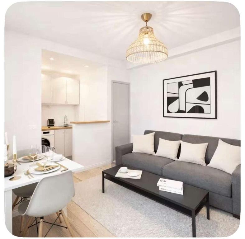 Chic Apartment in Passy Steps from the Seine & Trocadero - 1