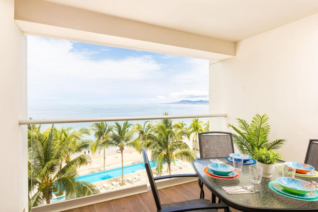 Serene Beachfront Escape Includes Delicious Breakfast - 1