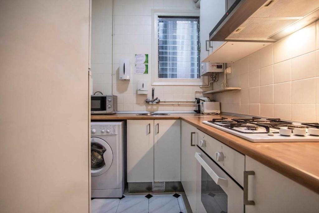 21par1005 Beautiful 3 bedrooms apartment - 3