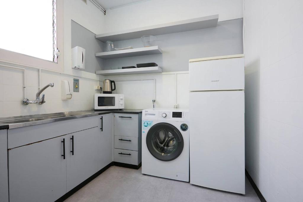 63par1016 Large and bright apartment in Paralel - 3