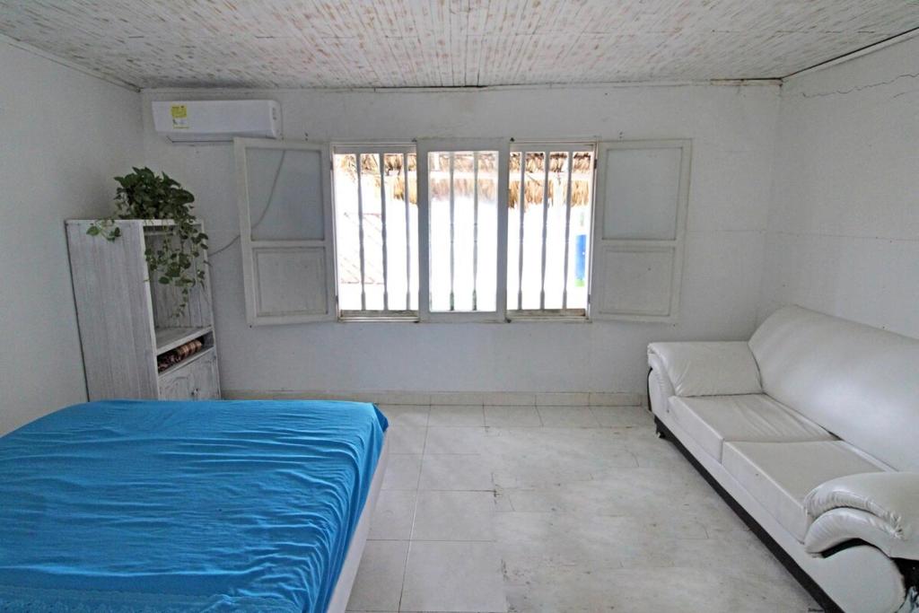CASA BLANCA EN LA iSLA A 15 MIN DE CARTAGENA - 5