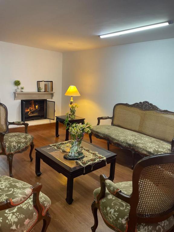 Furnished Luxury House Bogota - 1