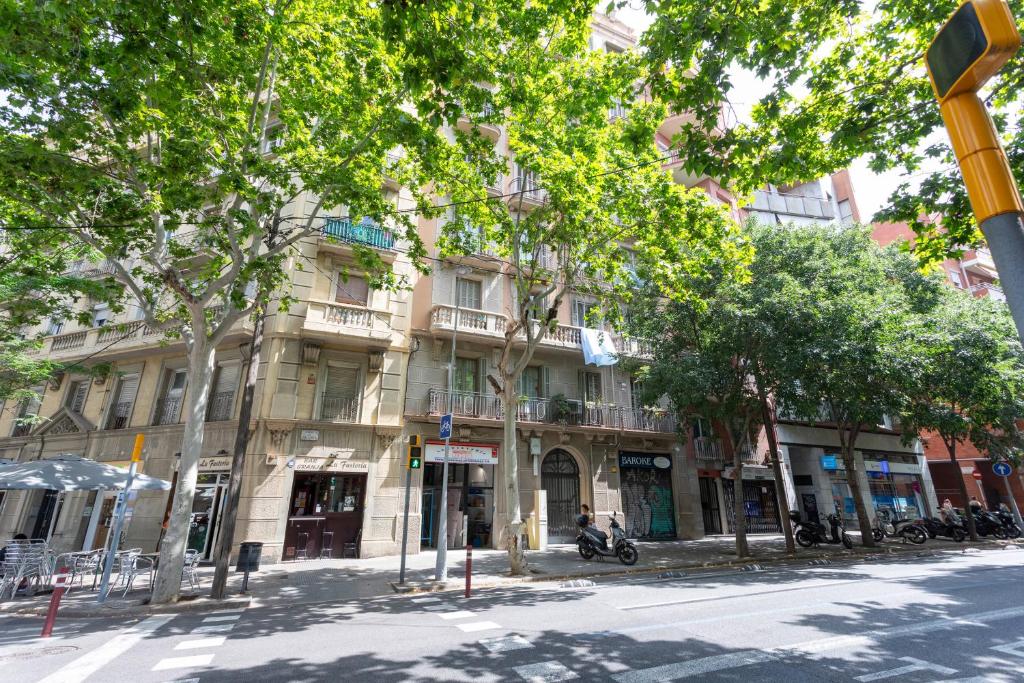 63mal1030 Spectacular apartment in Sagrada Familia - 2