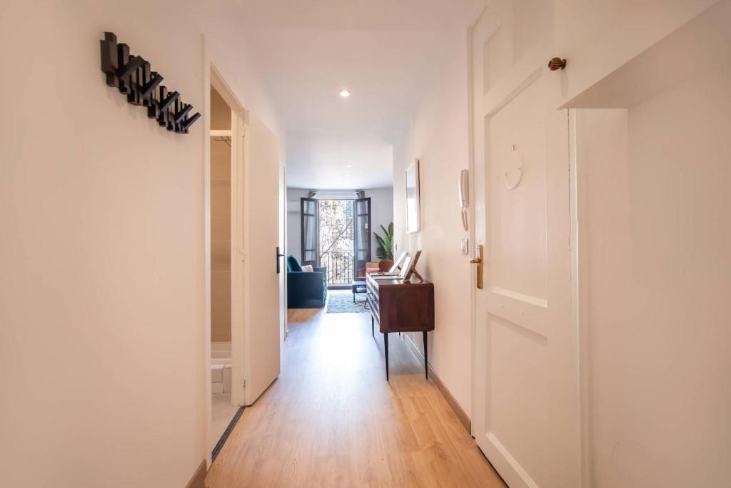 22CRC1039 Exquisite Apartment near the City Center - 2
