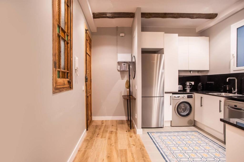 P3MAL1076- Beautiful 2BR newly refurbished - 2