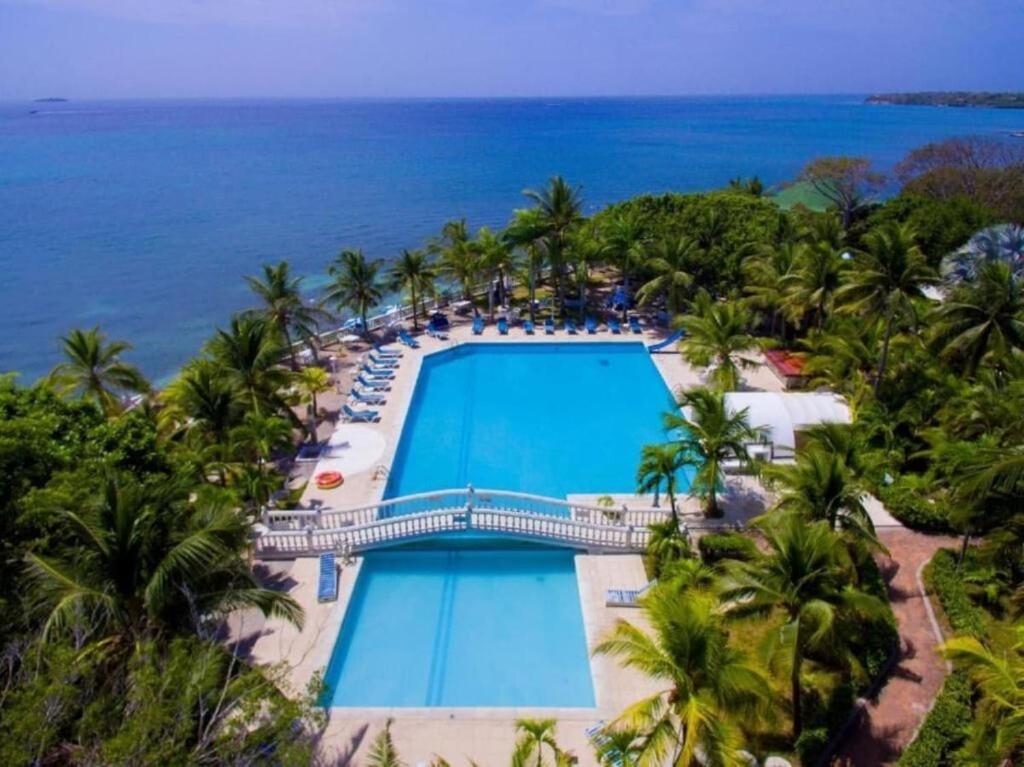 Hotel Cocoliso Island Resort - 1