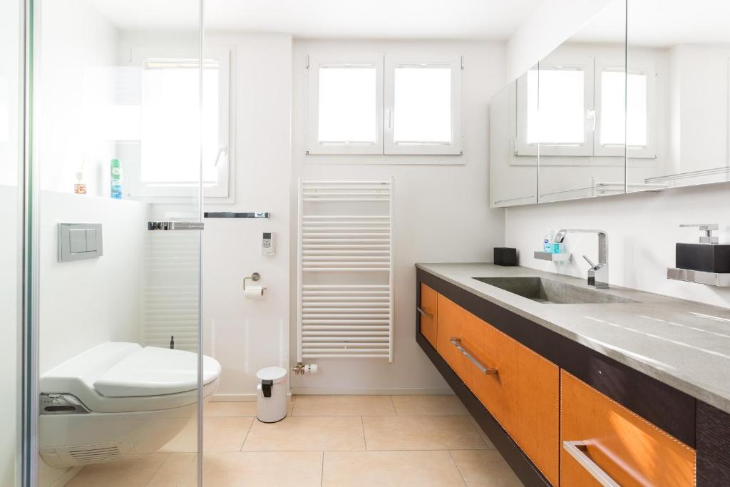 Pilatus Apartments photo