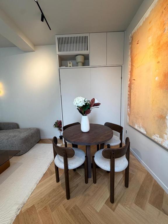 Chic Renovated apartment, Heart of Paris - 3