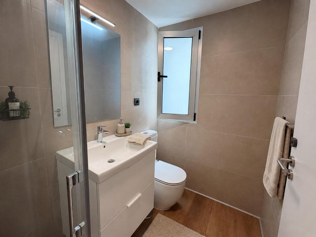 2BR Las Canteras Apartment - 5