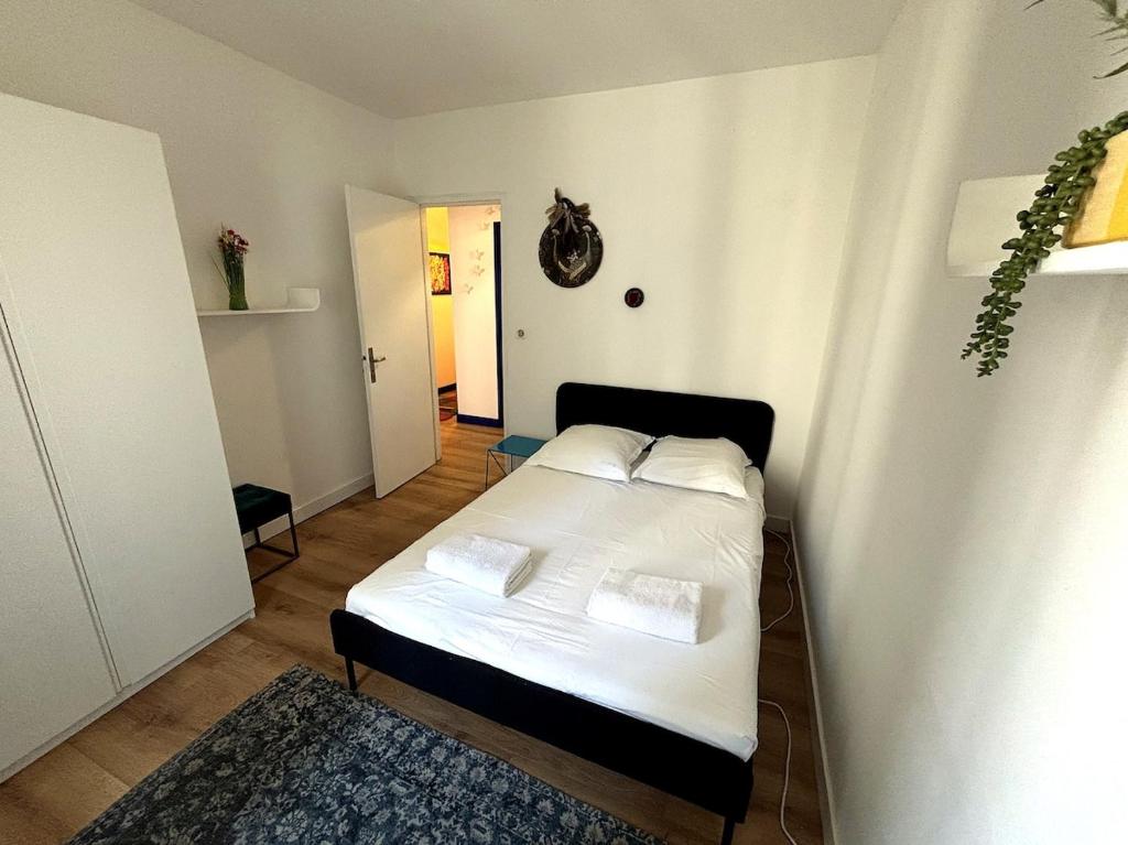 Tour Magne-8 pers-Parking-Clim - 3