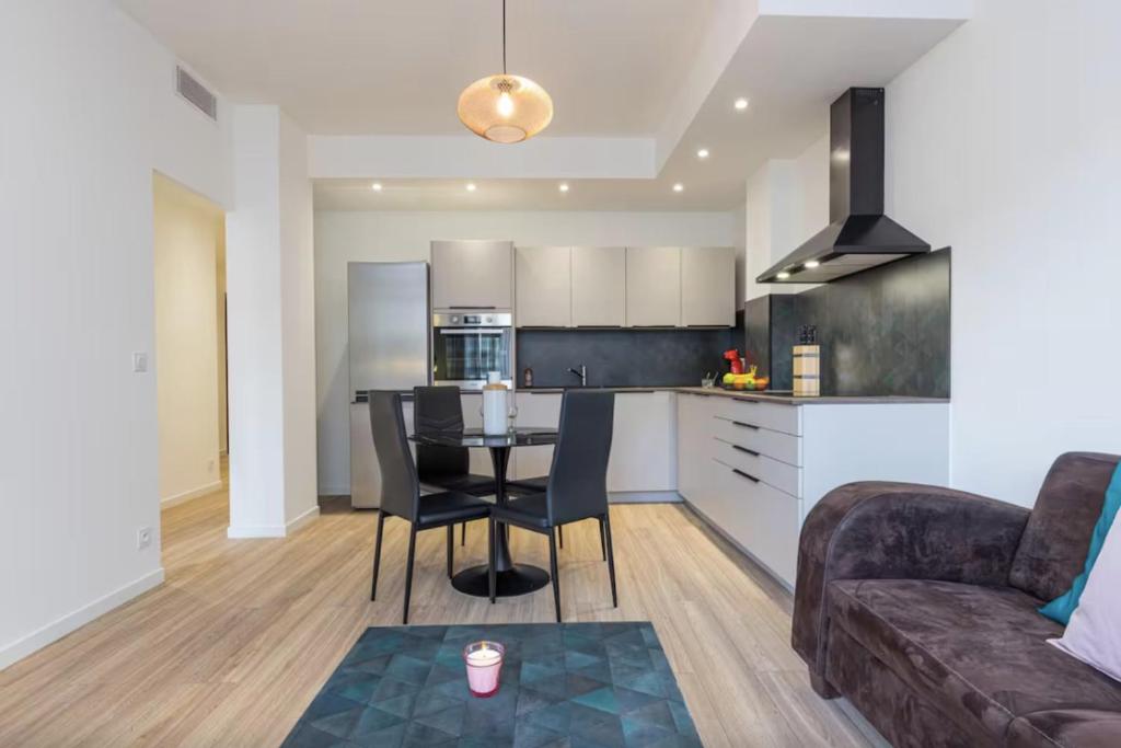 Beautiful 2 bedrooms apartment close to the sea - 2