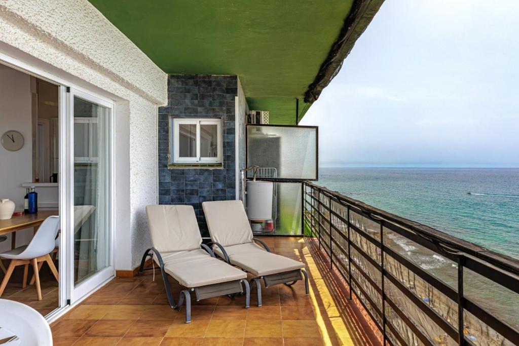 Marbella South Facing Beachfront Apartment - 3