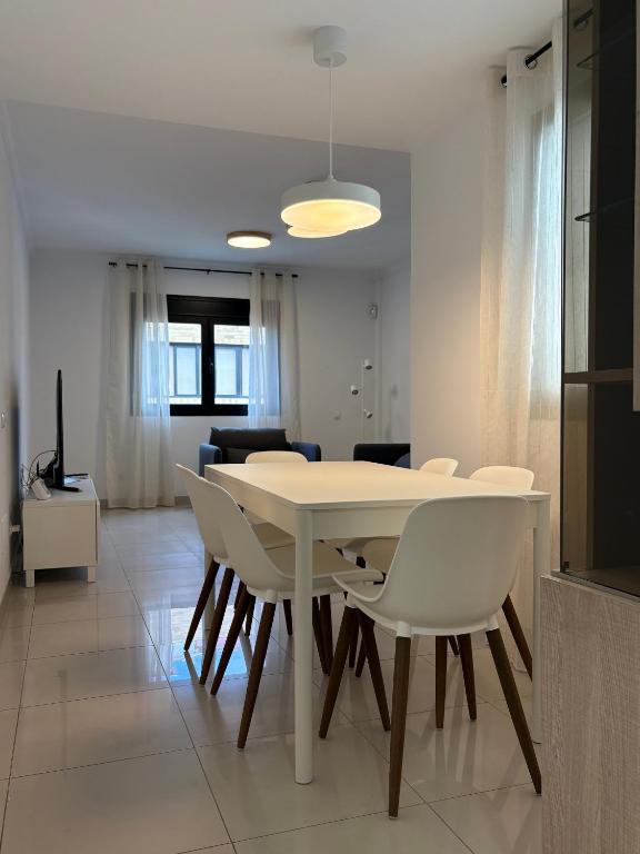 Las Canteras Ocean Suites - 1