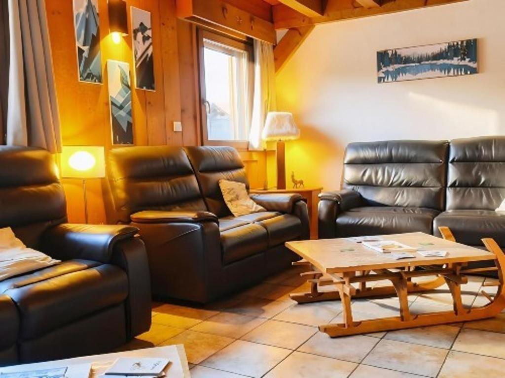 17-Bed Chalet - Sauna - Morzine - Next to Ski Bus - 2