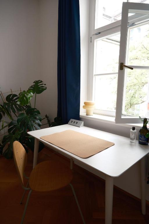 Gemütliche 2-Zimmer-Altbauwohnung - 4