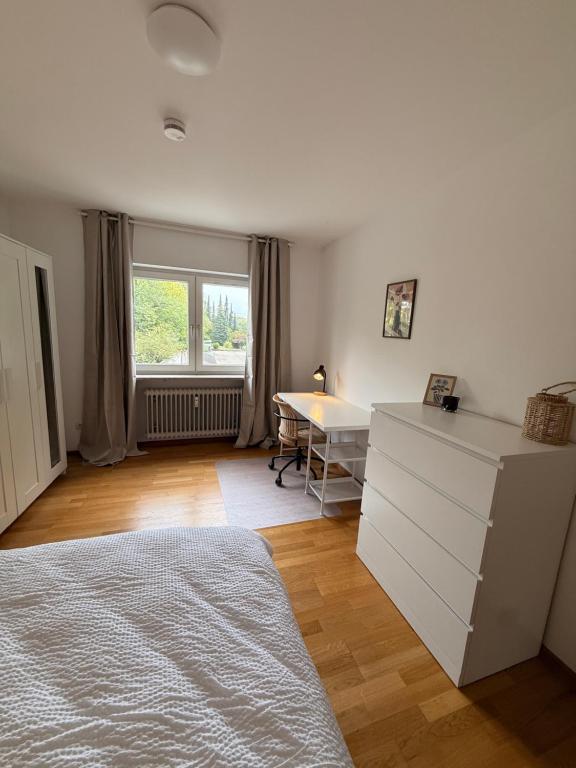 Large Munich apartment for 8 guests with 2 bathrooms - 2