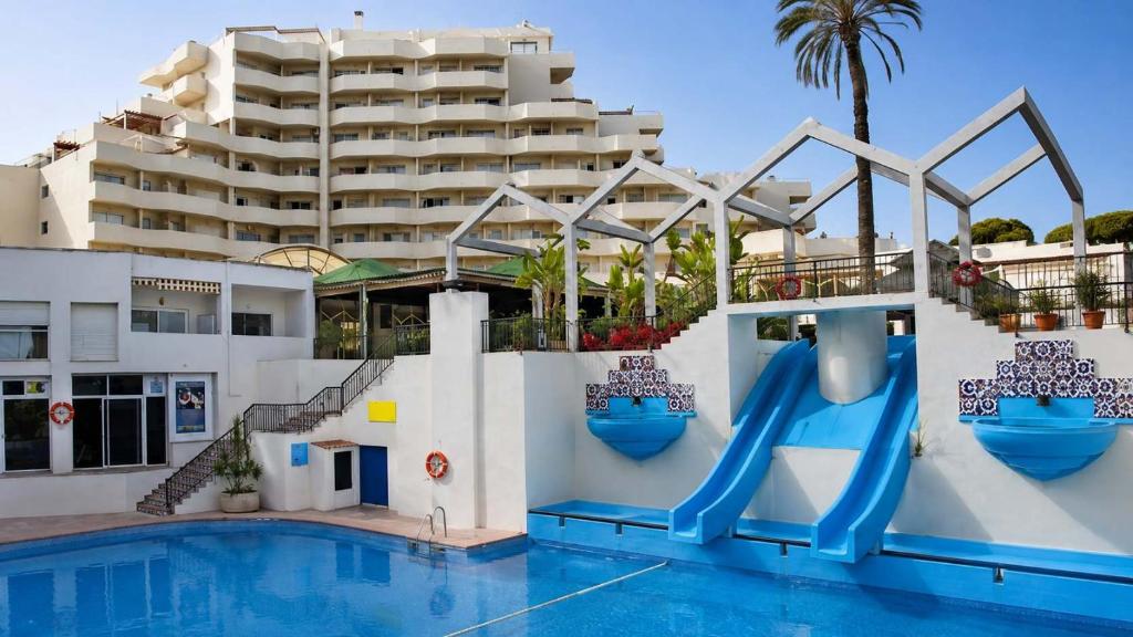 Benal Beach Sea Views Pools & Beach - 3