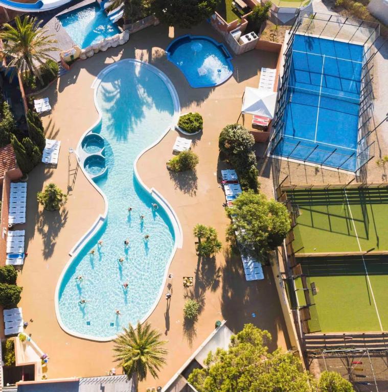 Mobil-home 8pers Proche des plages et piscine - 2