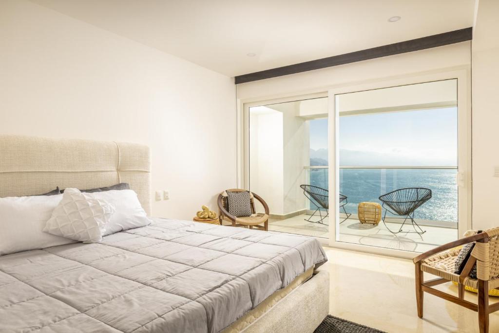 Gorgeous Full Oceanview 2-Bedroom Residence - 5