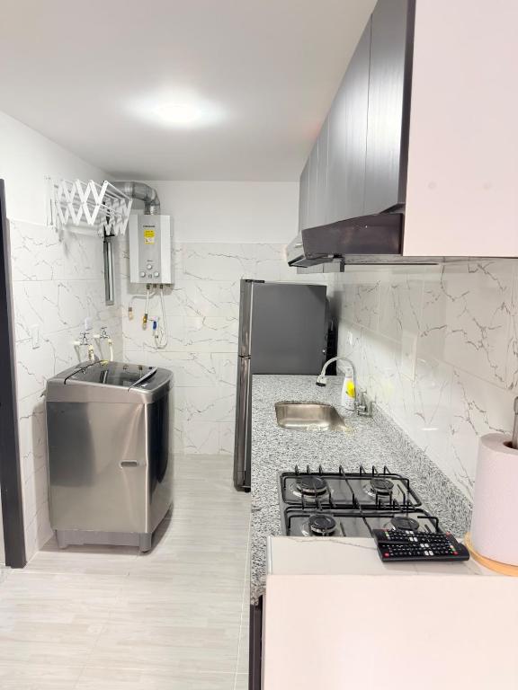 Lindo apartamento en edificio - 1