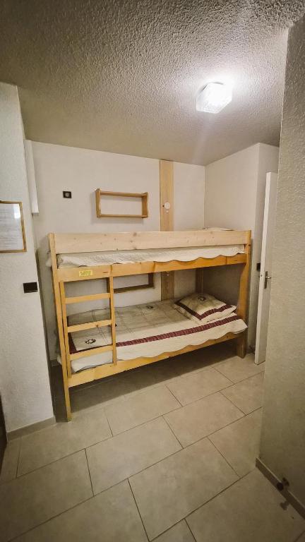 LE Hameau 001 - 5