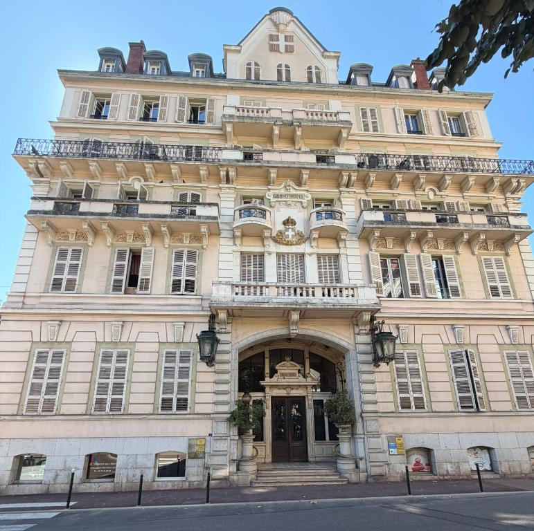 T1 bis, 33m2, avec cuisine, en hyper centre, Aix les Bains - 1