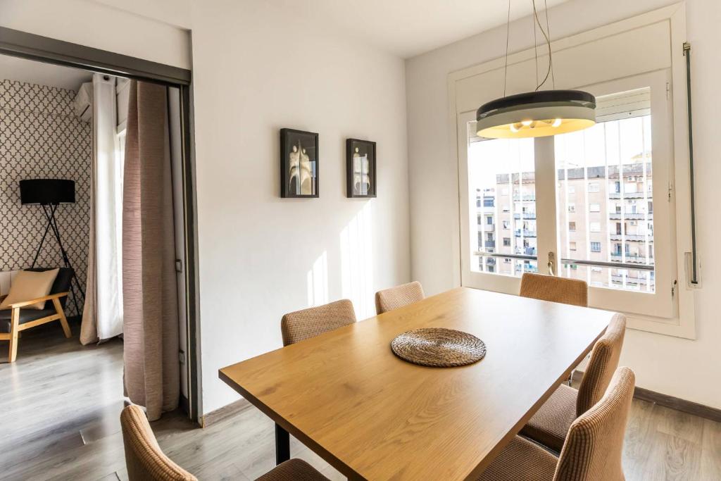 64IND1131 - Apartment with balcony - 1