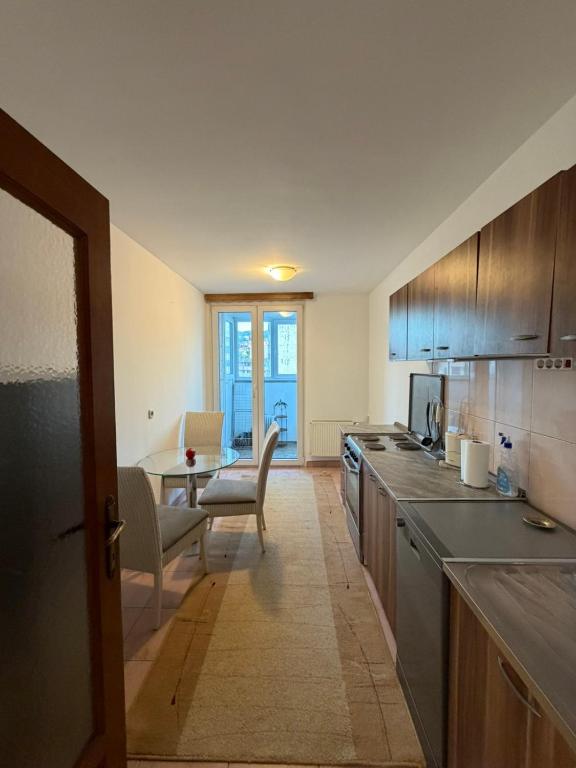 Apartments Trg Heroja - 4