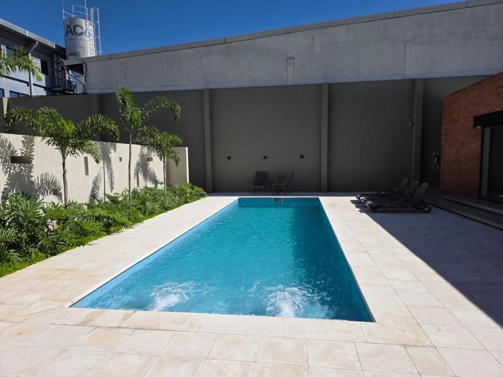 A11 Brand new and 5 minutes from the Shopping del Sol! - 3