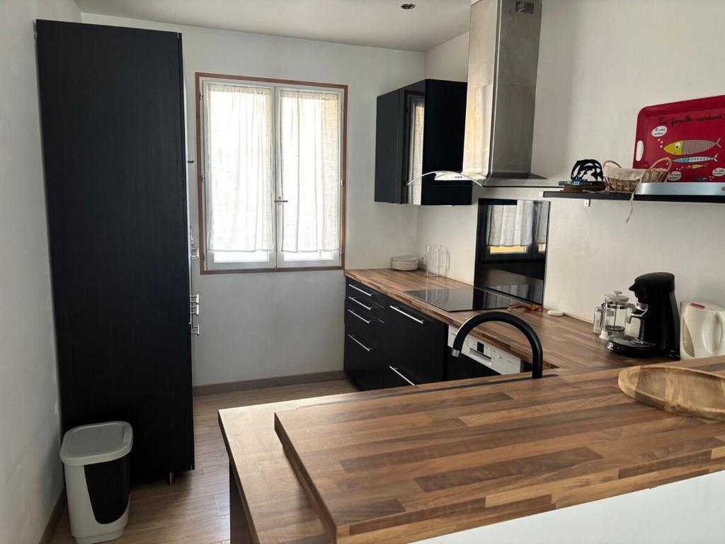 Appartement lumineux climatisé - cœur de Martigues - 3