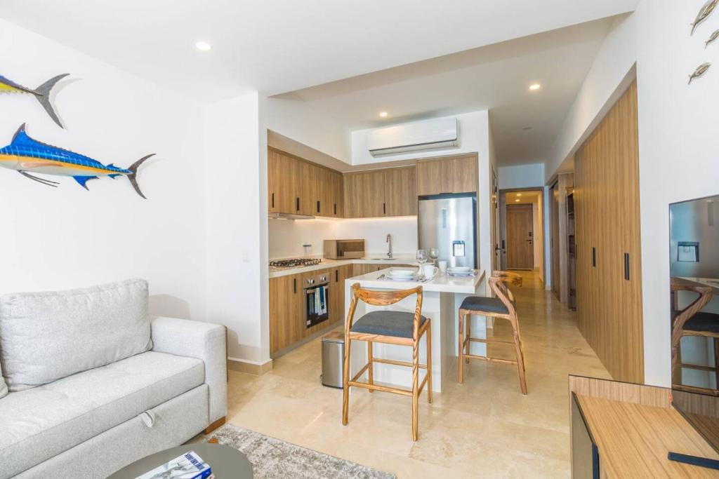 Charming 1-bedroom Oceanfront Condo - 3