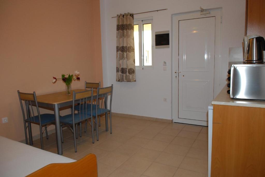 Barbie Hotel Apartments photo