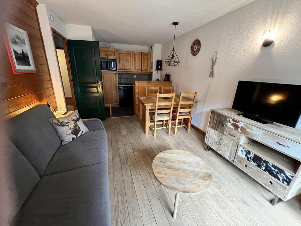 Chalets Du Galibier I - 2 pièces 4 personnes 3 exposé Ouest MAE-9774 - 1