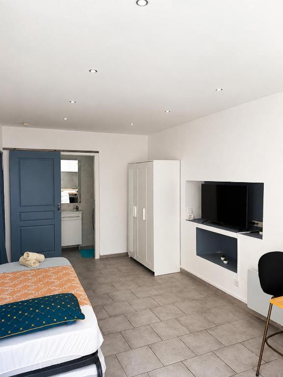 Studio cosy 22 m2 - Centre historique Agde - WiFi et linge - 3