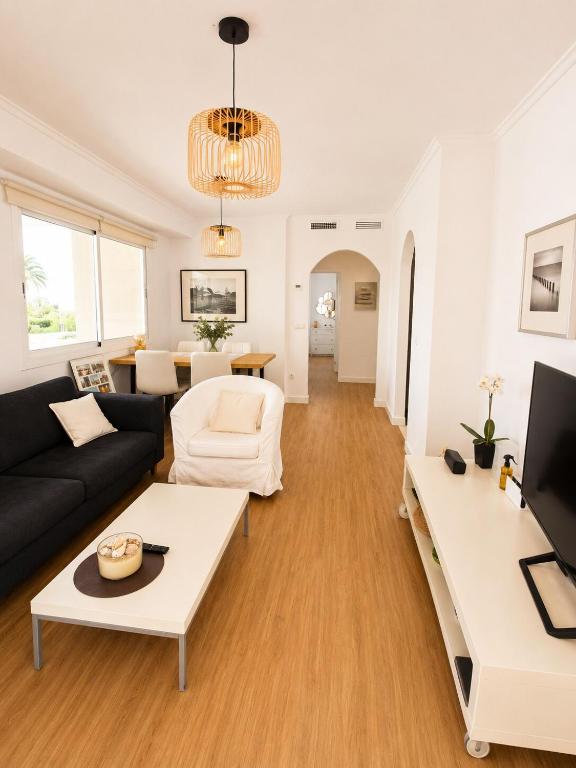 El apartamento de Nuria con piscina a un paso del mar en Denia - 1