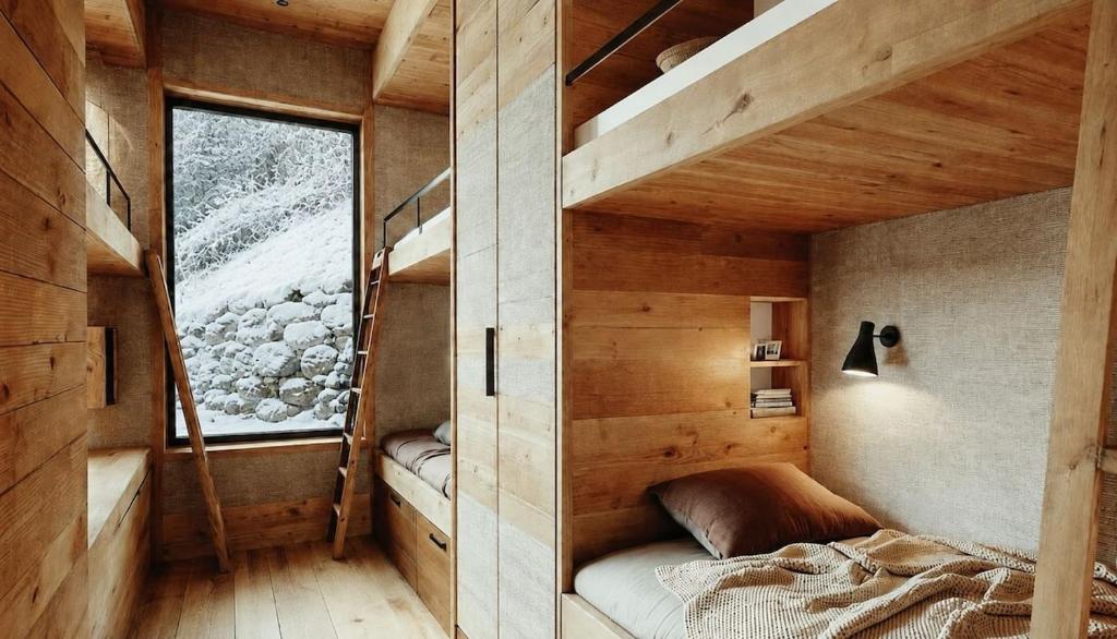 Luxury 3 Bedroom Apartment with Ski in Ski-out and Hot Tub - 2