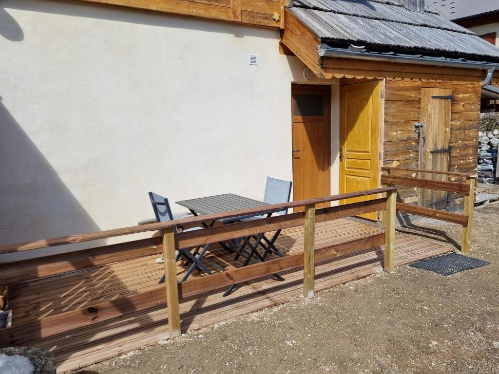 Estatico 1 - T2 duplex apartment sleeps 4 - 2