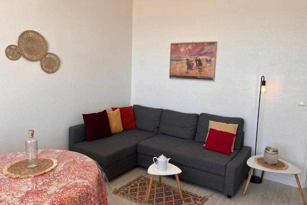 Spacious family nest facing the sea - 4