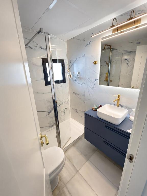 Casa 232 Modern Apartment in the Heart of Puerto Banús - 2