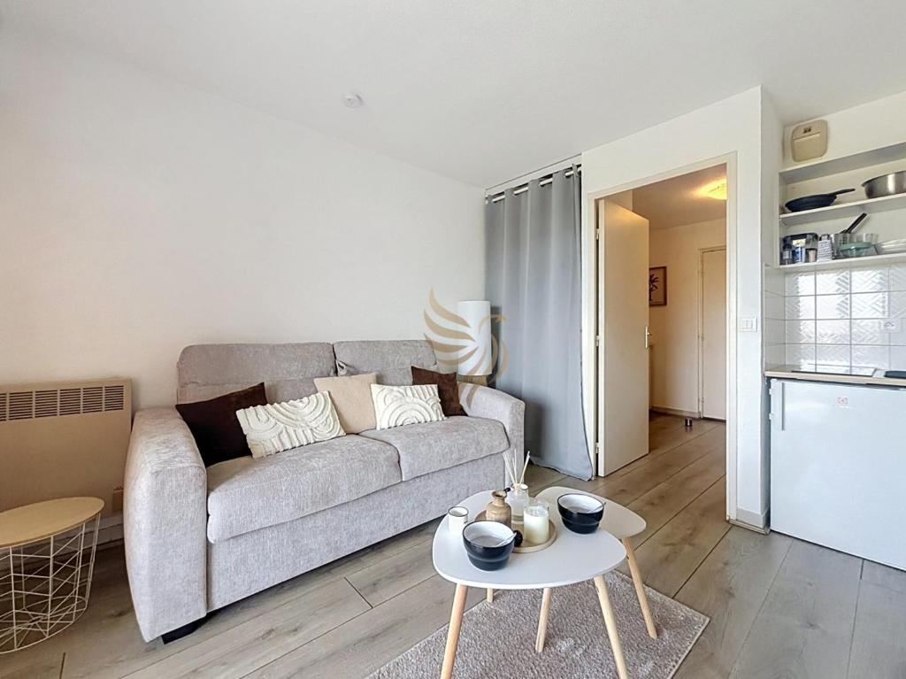 Studio cote B Terrasse Parking Frejus Plage - 2