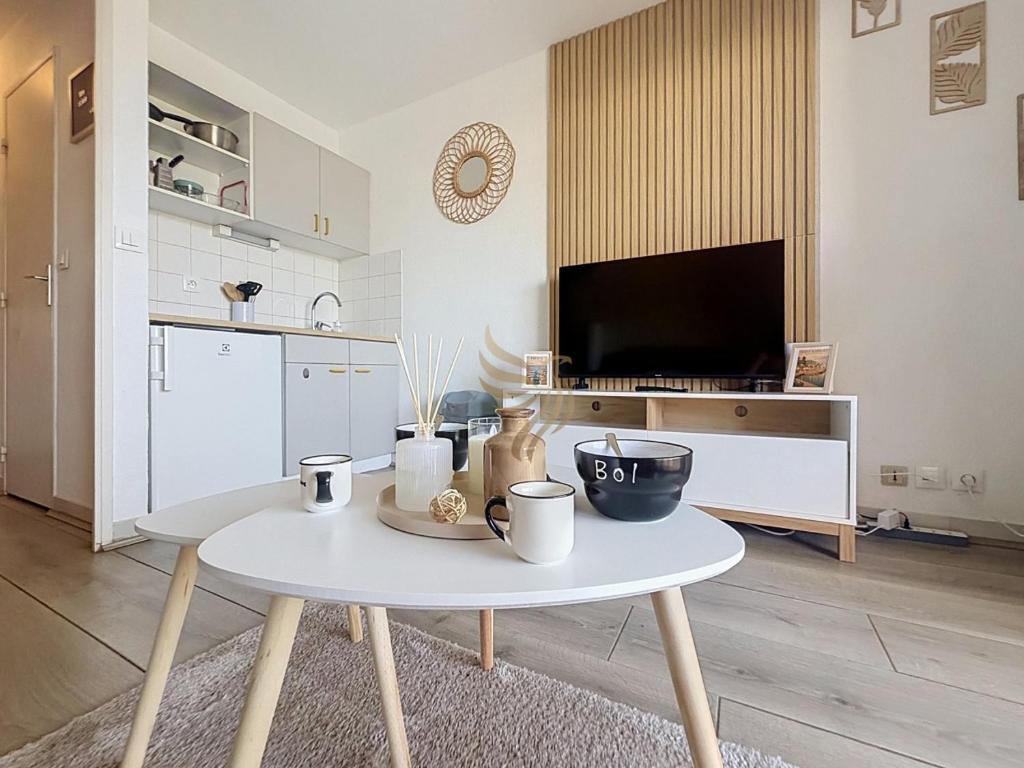 Studio cote B Terrasse Parking Frejus Plage - 4