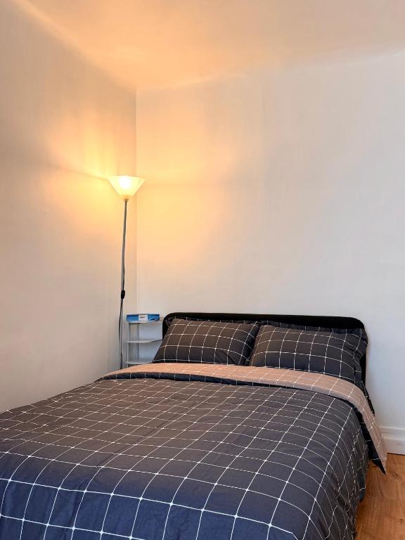 Central Bright Apartment Near Marais - 5