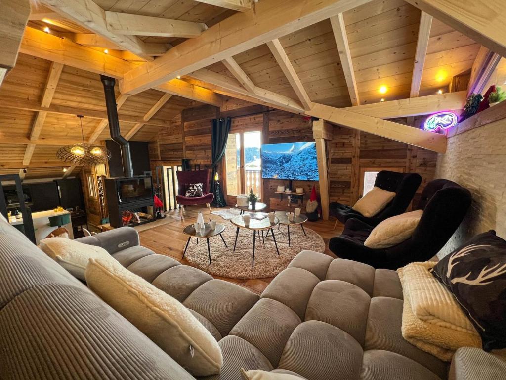 Chalet de luxe aux Gets - 4 chambres pour 9 personnes avec jacuzzi et Wi-Fi - FR-1-671-314 - 1