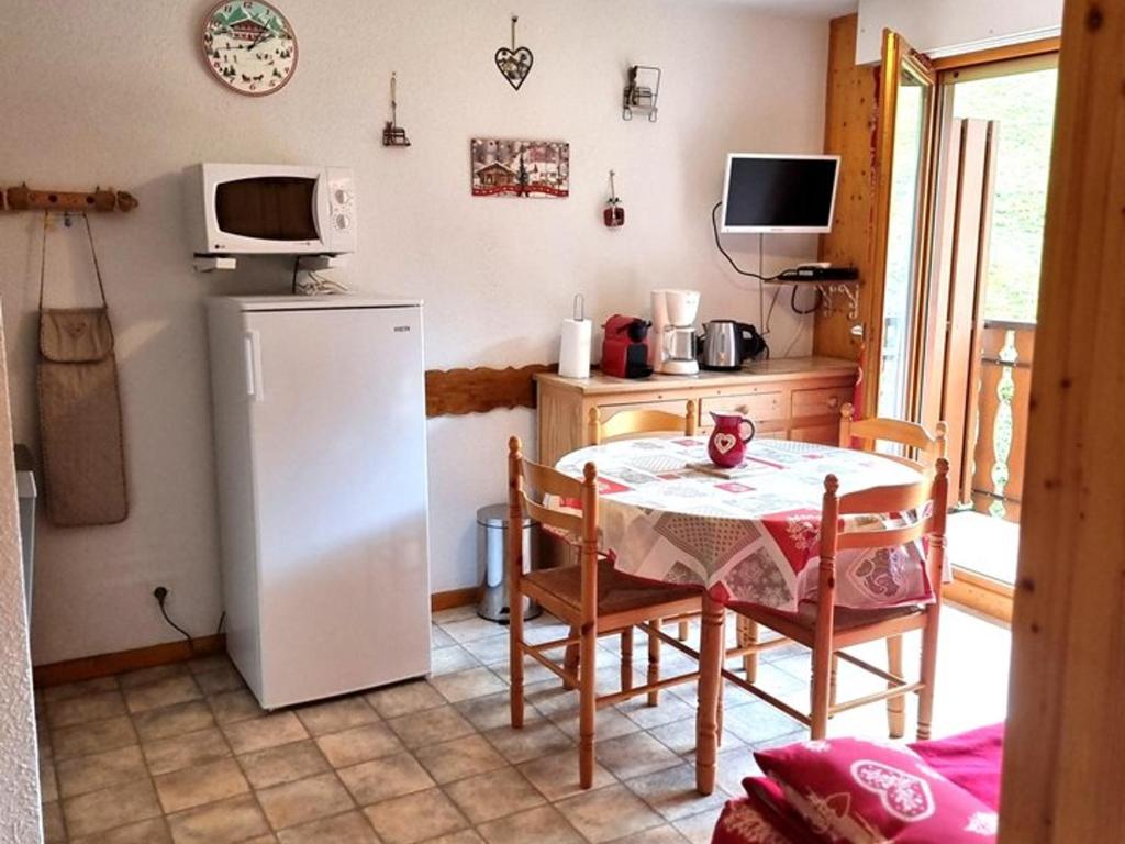 Appartement cosy au pied des pistes - 2 pers. - FR-1-573-154 - 2