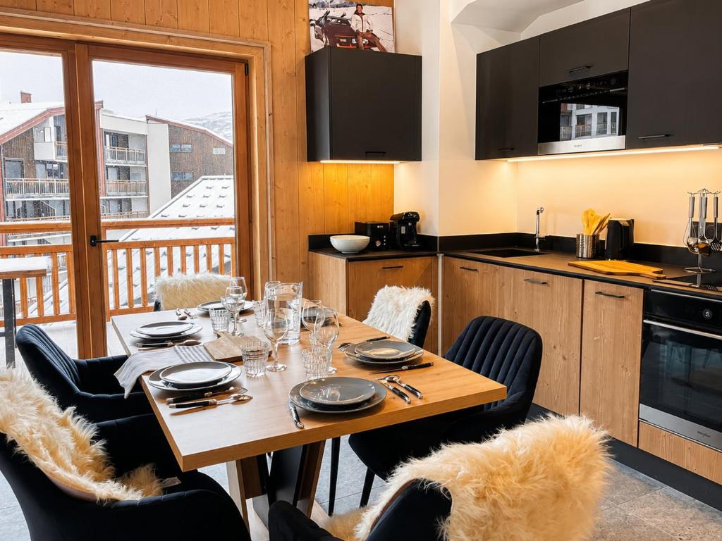 Appartement chic à deux pas des pistes de ski - 1