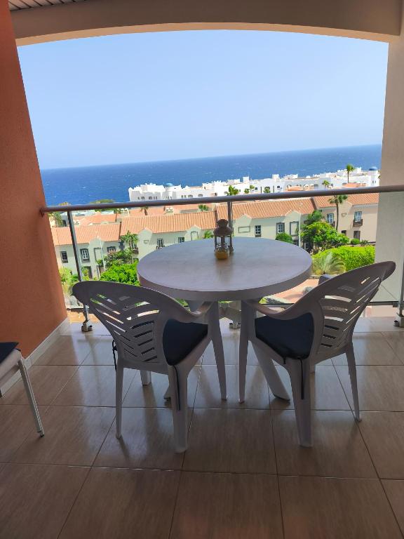 Ocean view -Air Condition, Parking- Golf del Sur - 2