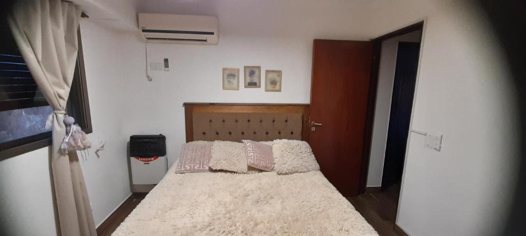 Habitación privada femenina, en Dpto compartido - 1