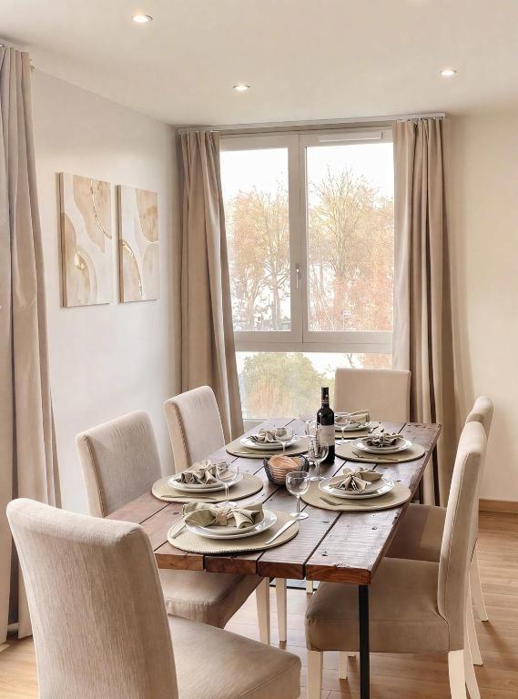 Spacious Family Apartment near Pere Lachaise - 2