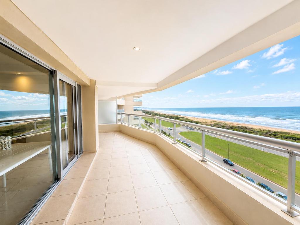 Lujoso Apartamento Frente a la Playa Brava Punta del Este - 4